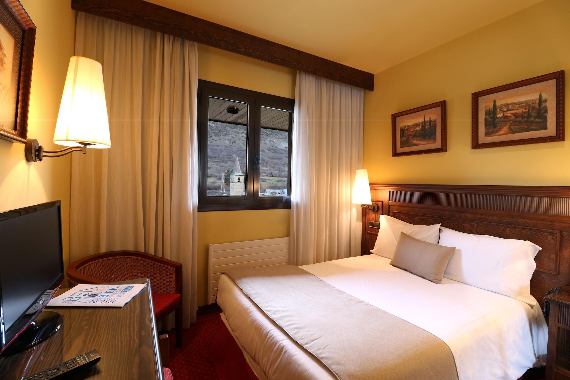 Rvhotels Tuca Веля Екстериор снимка