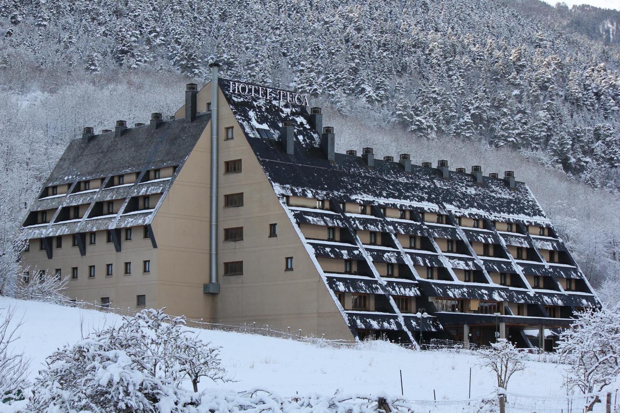 Rvhotels Tuca Веля Екстериор снимка